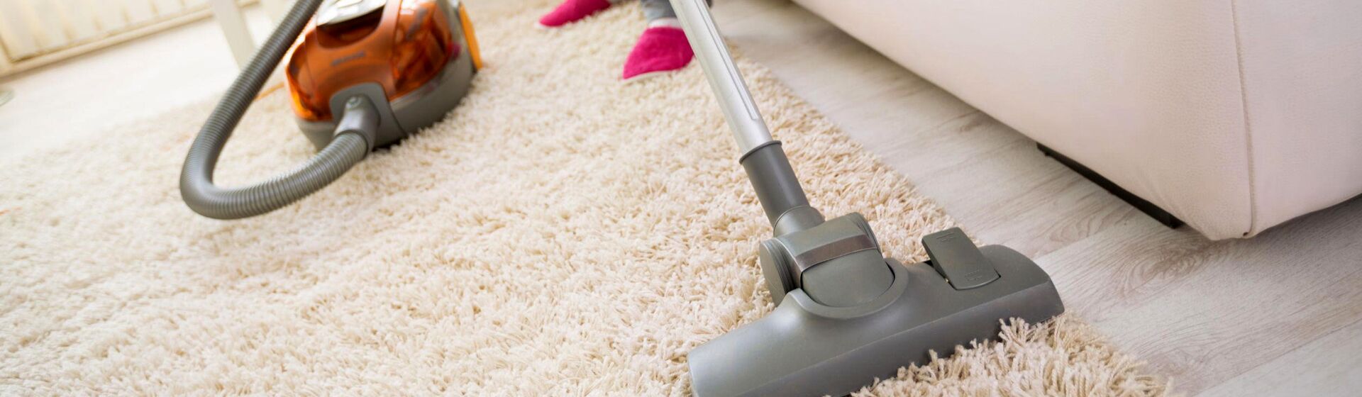 Как часто необходимо убирать дом пылесосом?