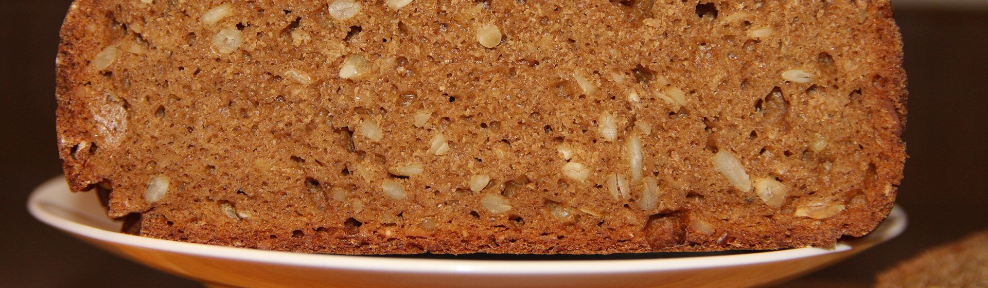 Как испечь зерновой хлеб в хлебопечке