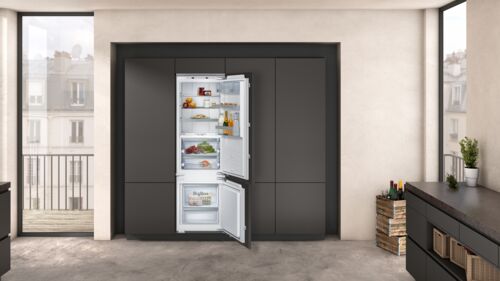Холодильник Neff KI8878FE0