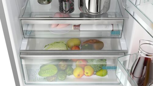 Холодильник Siemens KG49NAIBT